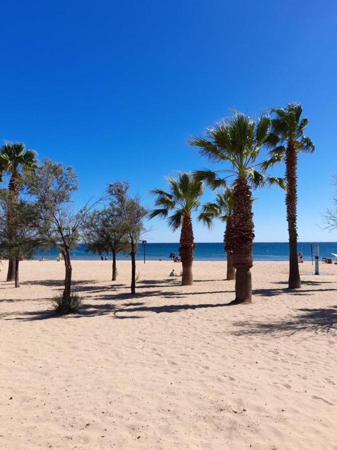 Location Port Frejus, Bord De Mer Kültér fotó