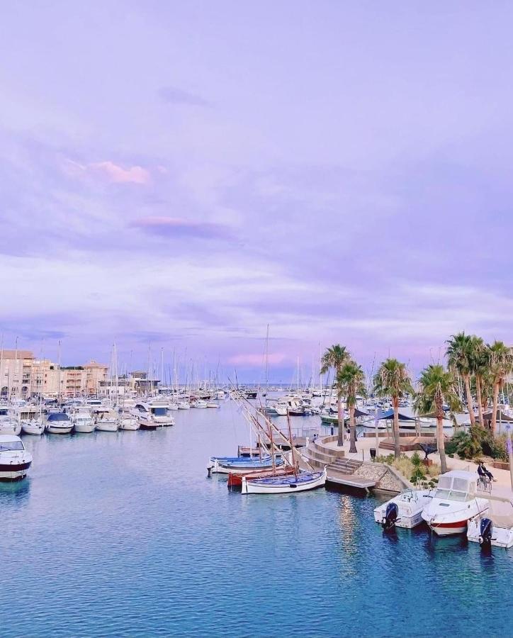 Location Port Frejus, Bord De Mer Kültér fotó